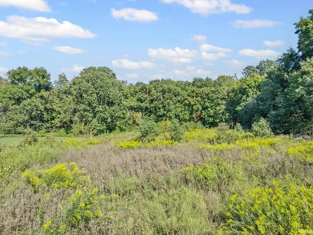 $260,000 | 2033 Highway 63, Williamsport, IN 47993