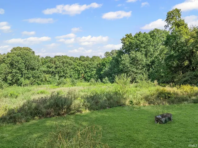 $260,000 | 2033 Highway 63, Williamsport, IN 47993