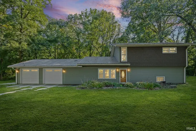 $260,000 | 2033 Highway 63, Williamsport, IN 47993