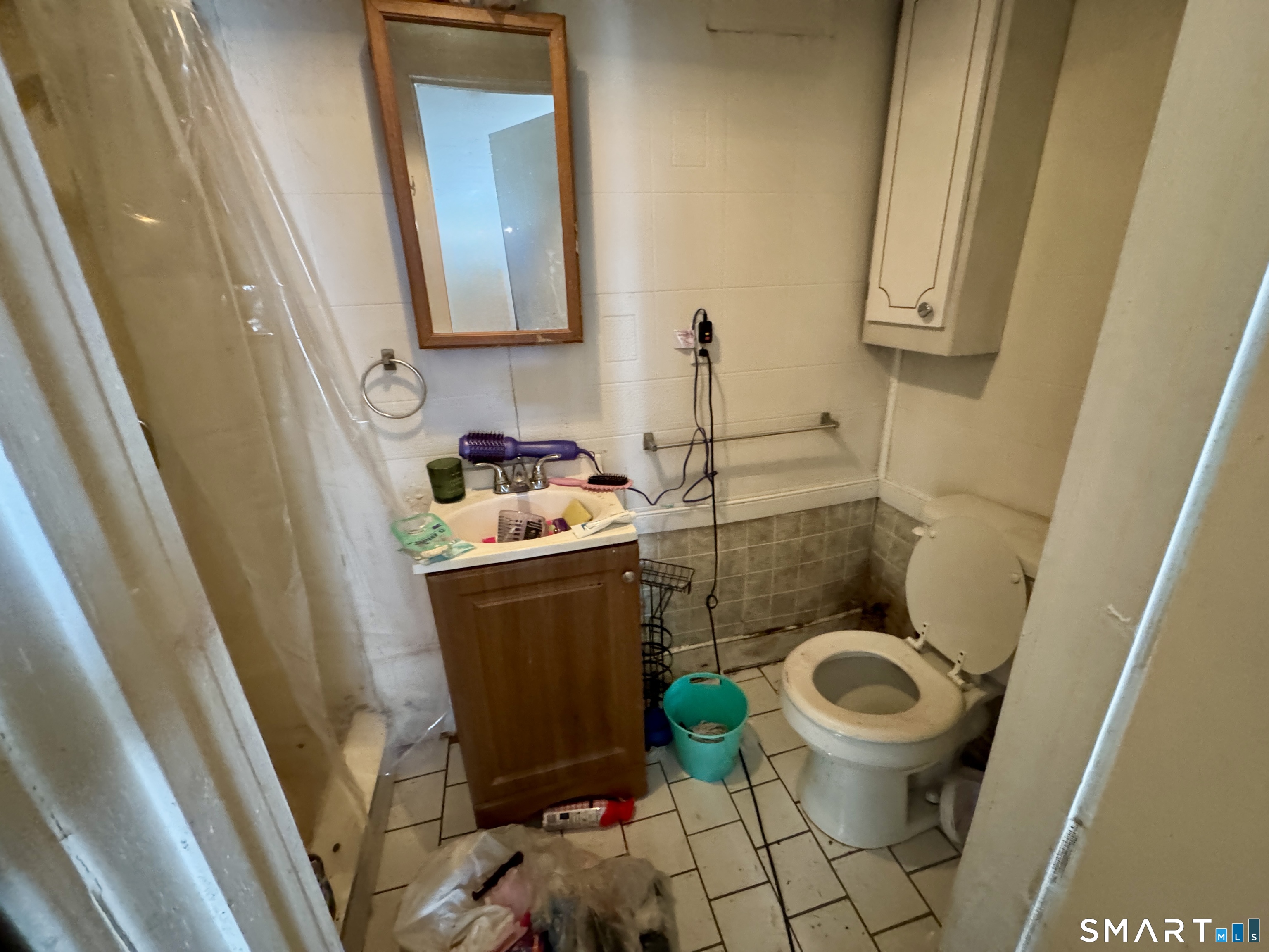 7 Dayton Street Sandy Hook, CT 06482 - Photo 16 of 22