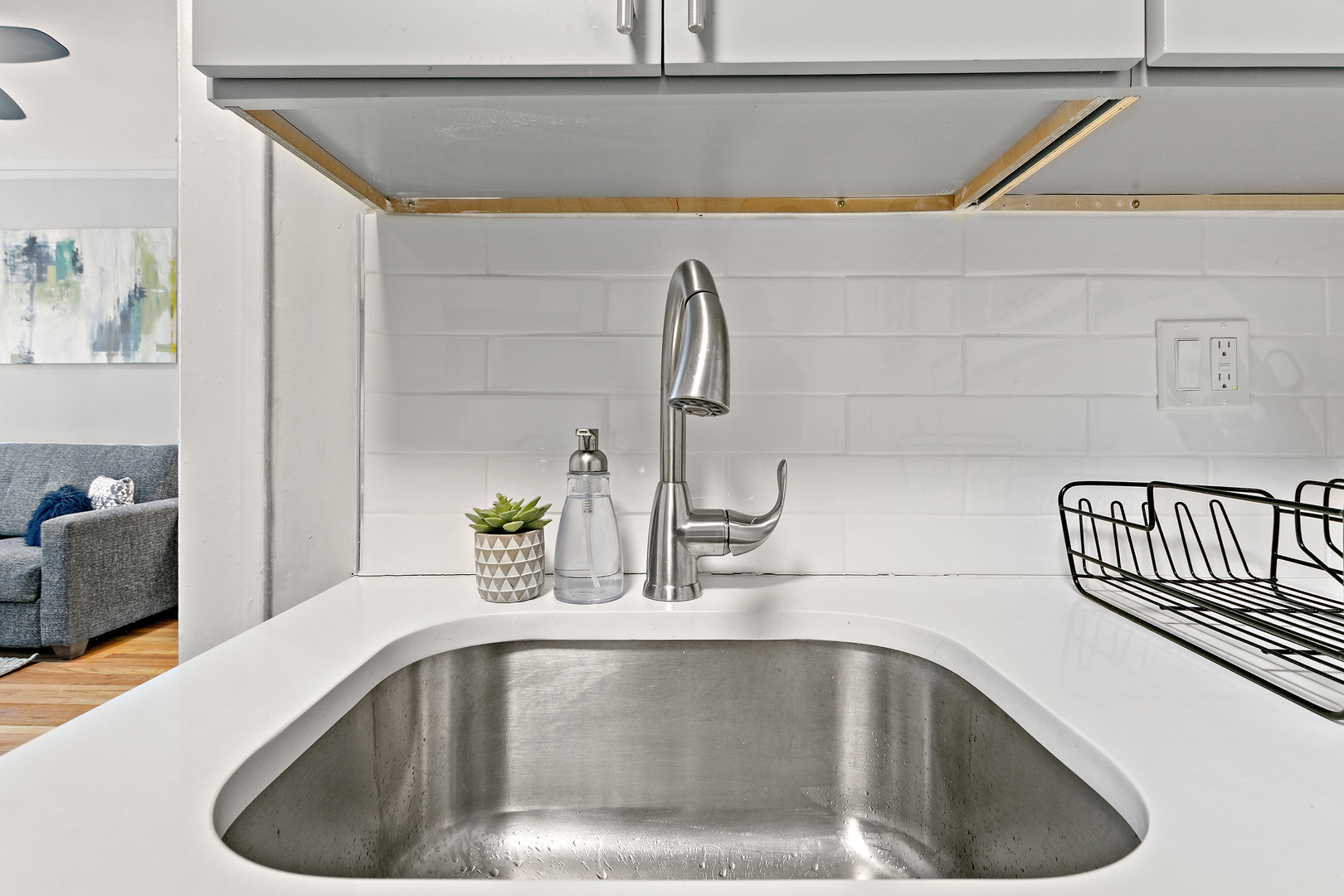 631 West Roscoe Street, Unit M2 Chicago, IL 60657 - Photo 16 of 17
