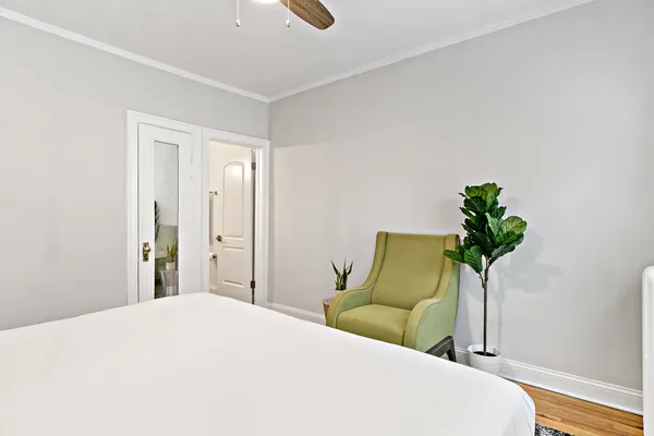 $2,195 | 631 West Roscoe Street, Unit M2, Chicago, IL 60657