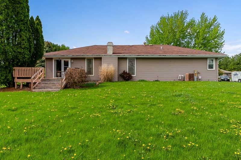 6159 Upper Ridge Way Roscoe, IL 61073 - Photo 6 of 31
