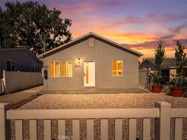 $989,000 | 10335 Scoville Avenue, Sunland, CA 91040