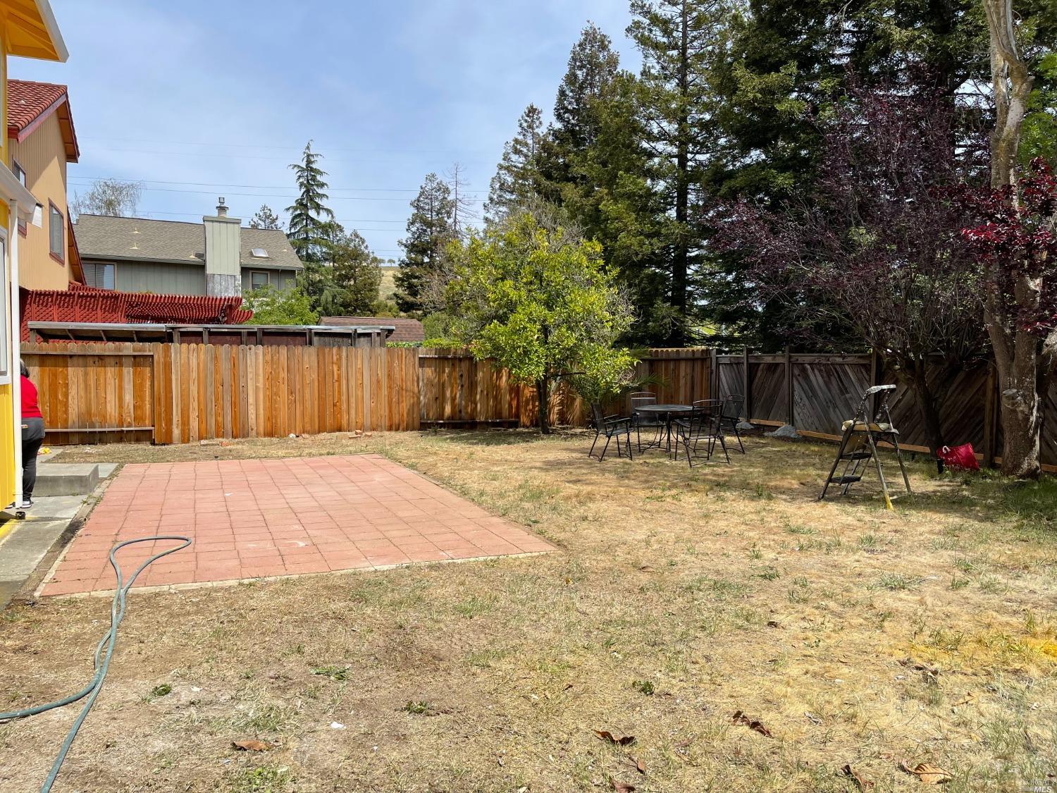 431 Darley Drive Vallejo, CA 94591 - Photo 27 of 27 a backyard of a house