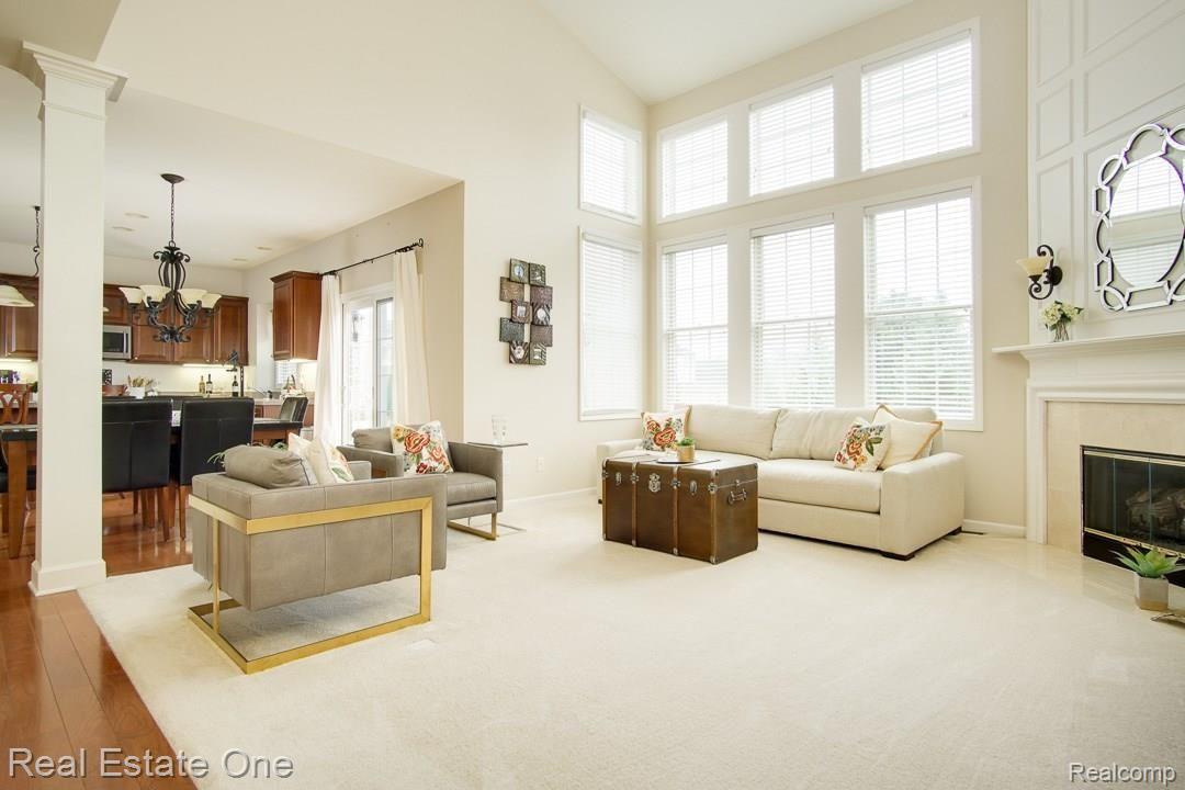 748 Windsong Drive Rochester, MI 48307 - Photo 5 of 43 748-Windsong-11.jpg