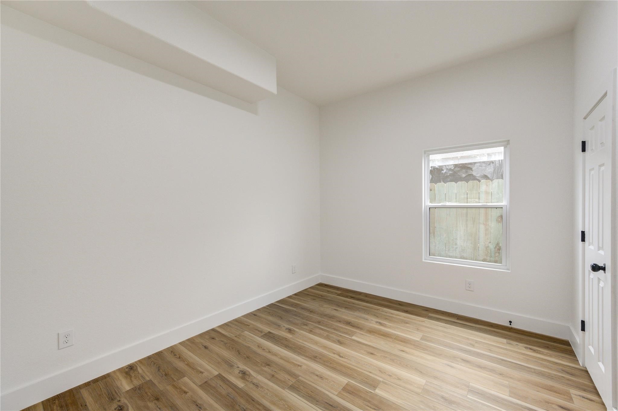 9727 Stedman Street Houston, TX 77029 - Photo 7 of 18