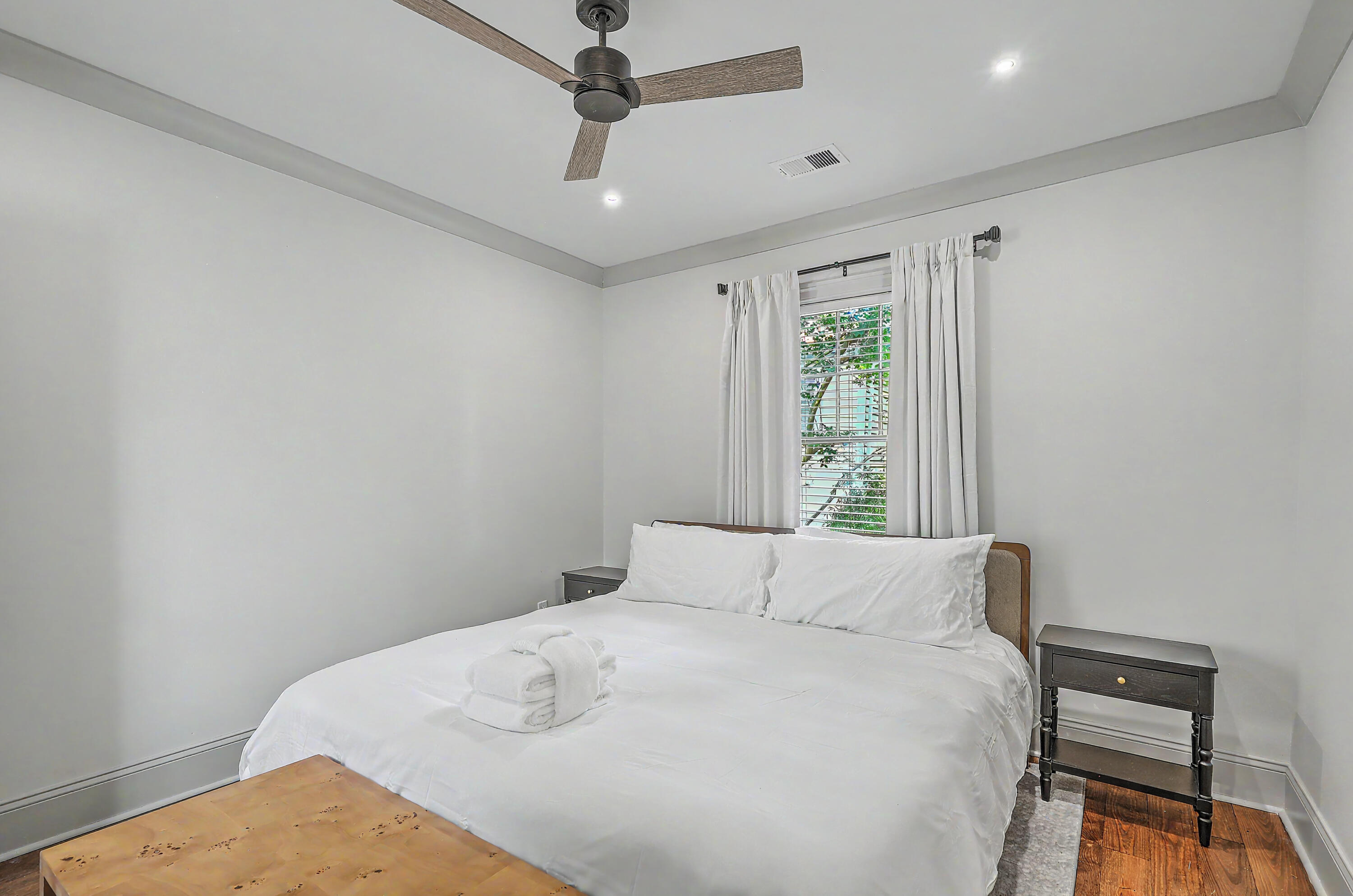 75 Smith Street, Unit B Charleston, SC 29401 - Photo 34 of 45 0W7A5955_56_57_58_59_60_61