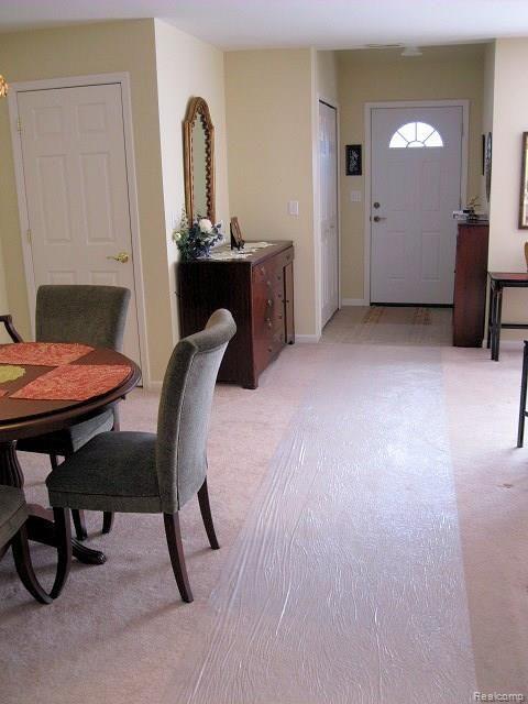 33522 Utica Road, Unit 7 Fraser, MI 48026 - Photo 9 of 25 33522 Utica Rd, Unit 7 010.jpg