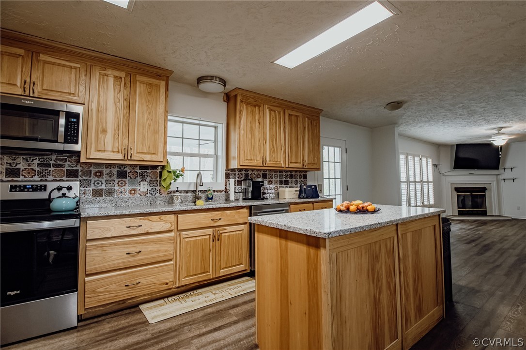 6501 West Quaker Road Disputanta, VA 23842 - Photo 14 of 38 Gallery Image 14