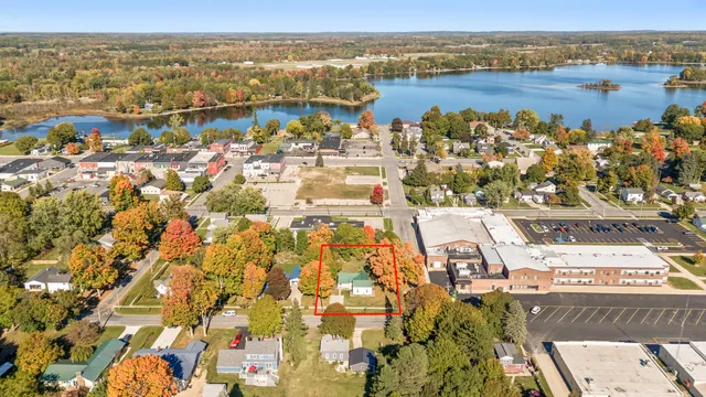 $180,000 | 130 4th Street, Lakeview, MI 48850