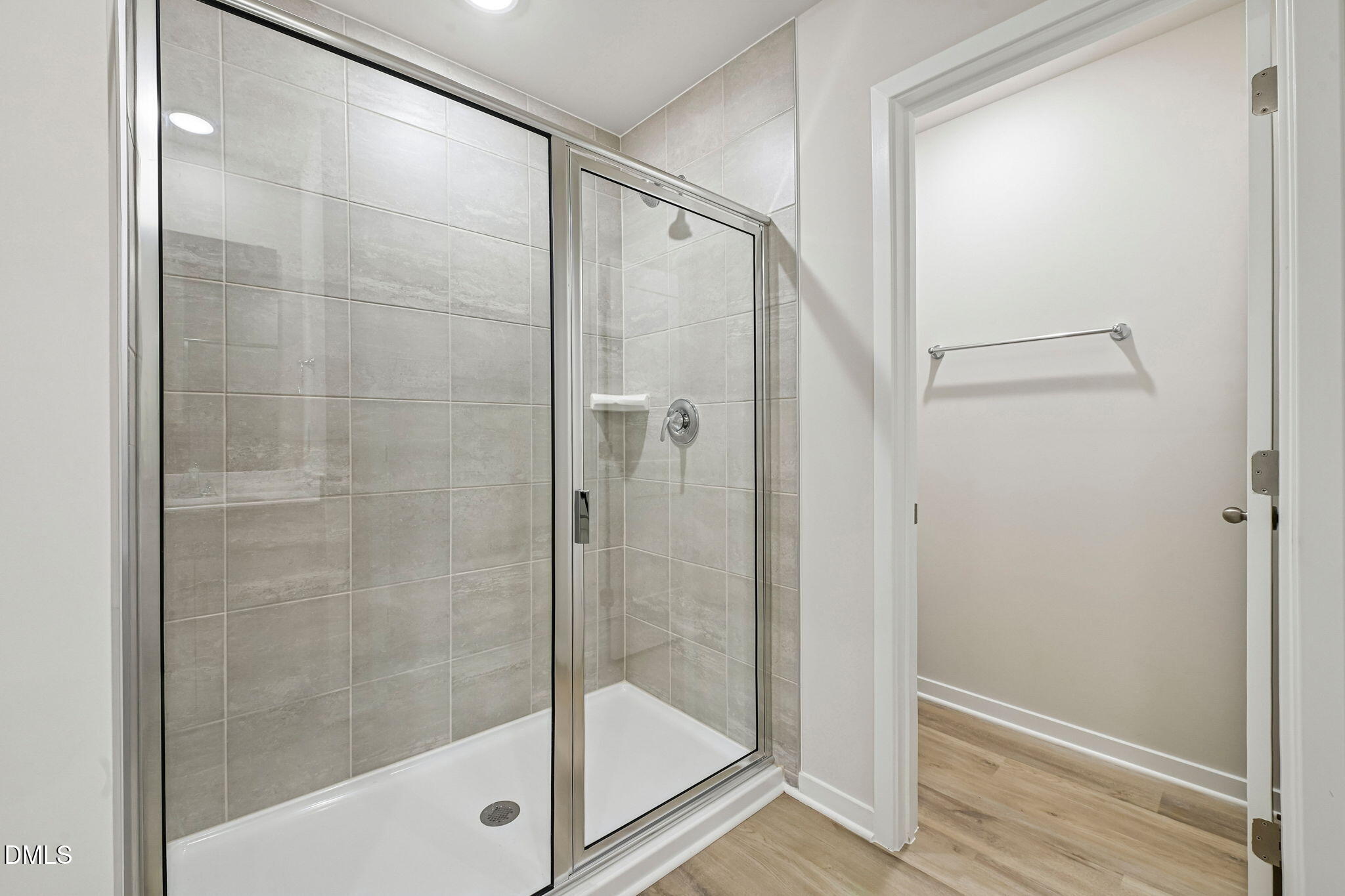 1505 Hatteras Road Durham, NC 27703 - Photo 25 of 44 25-web-or-mls-Raleigh - Avalon Place - 1