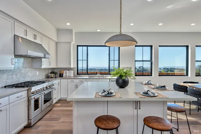 $2,350,000 | 3823 Parker Hill Road, Santa Rosa, CA 95404