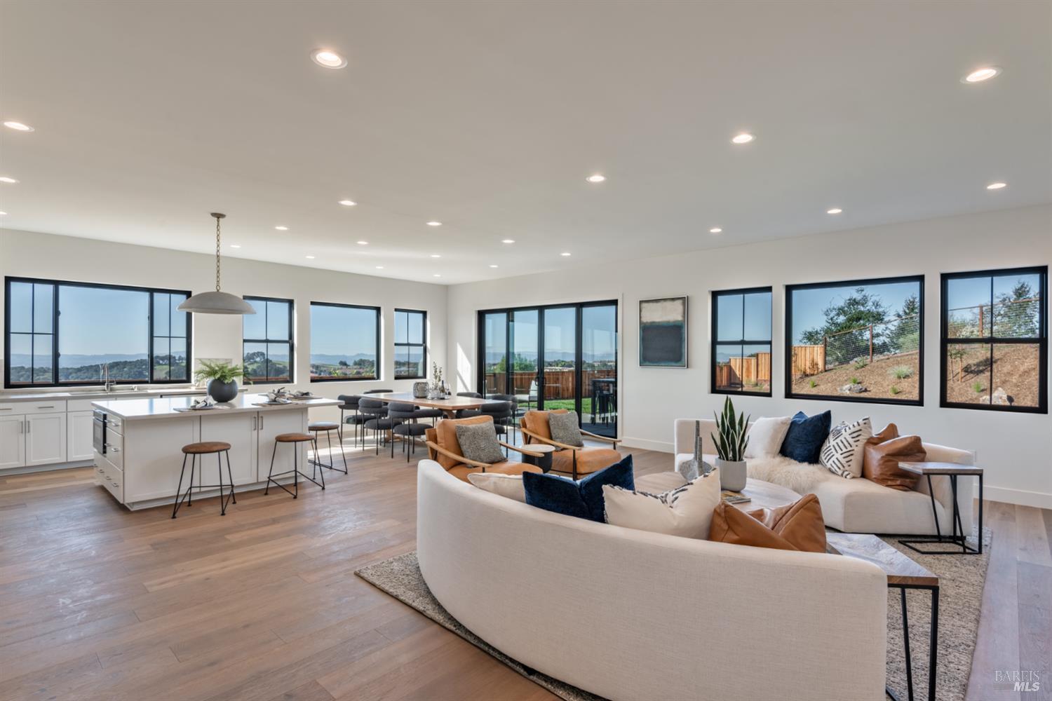 3823 Parker Hill Road Santa Rosa, CA 95404 - Photo 6 of 33