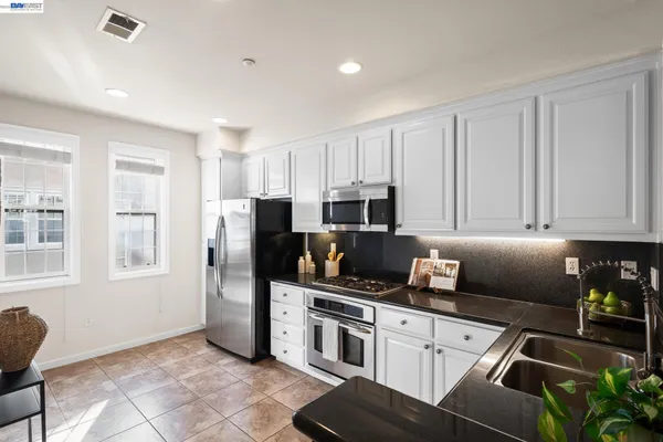 $925,000 | 3703 Whitworth Drive, Dublin, CA 94568