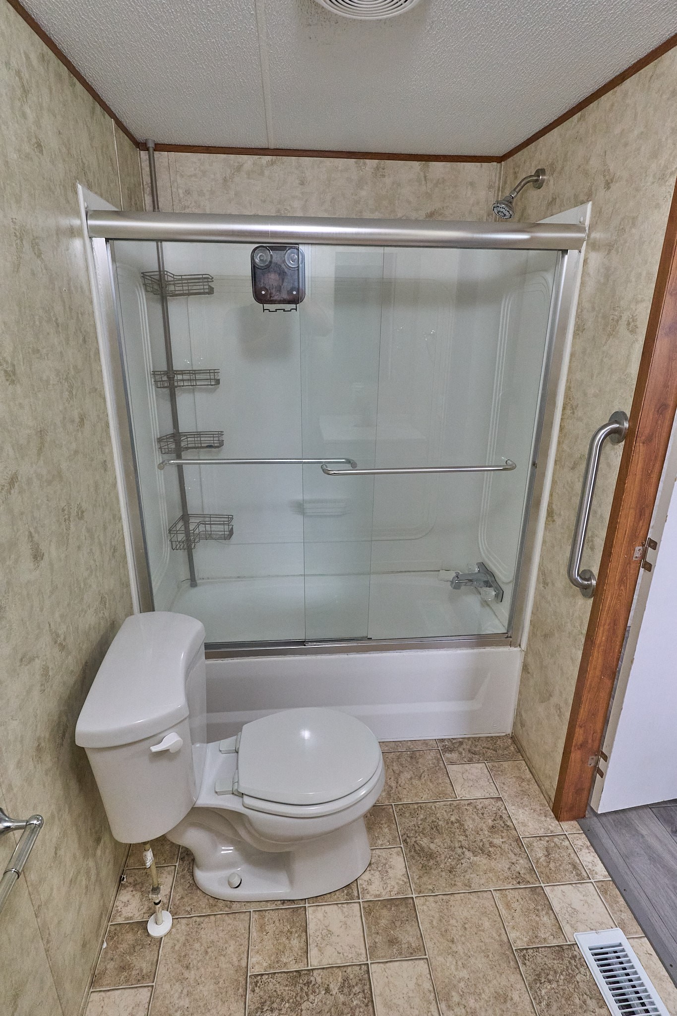 1003 Nunez Street Beasley, TX 77417 - Photo 13 of 22 Primary Bathroom