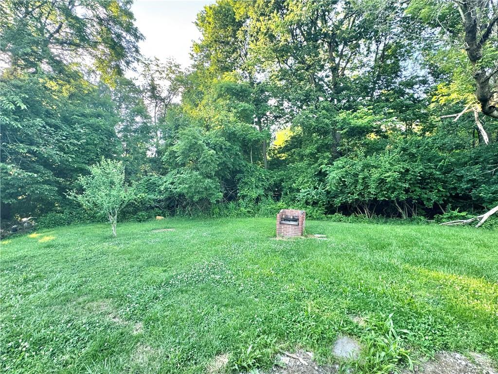 38 Greenhill Road Belle Vernon, PA 15012 - Photo 5 of 36