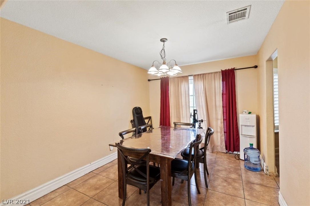 723 Rising Star Drive Henderson, NV 89014 - Photo 9 of 36 Gallery Image 9