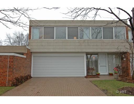100 Avon Road, Unit 100 Northbrook, IL 60062 - Photo 1 of 1