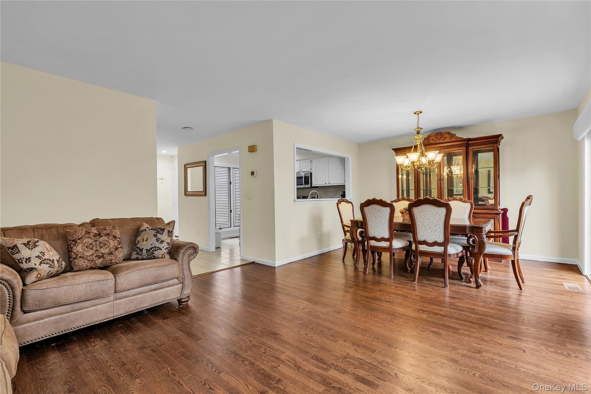 172 Ridgeview Lane Yorktown Heights, NY 10598 - Photo 9 of 32