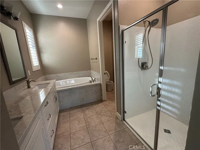 $7,600 | 102 Boda, Irvine, CA 92618