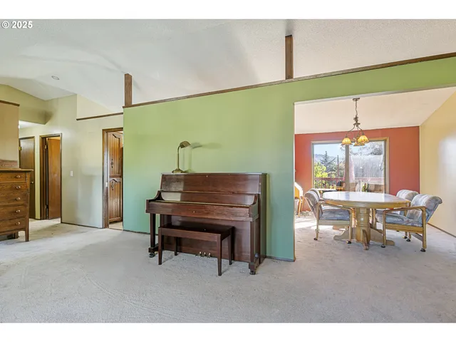 $449,900 | 2188 Southwest Binford Lake Parkway, Gresham, OR 97080