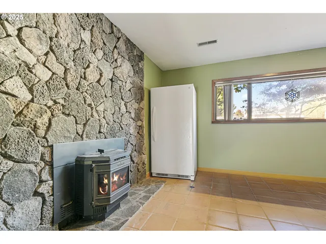 $449,900 | 2188 Southwest Binford Lake Parkway, Gresham, OR 97080