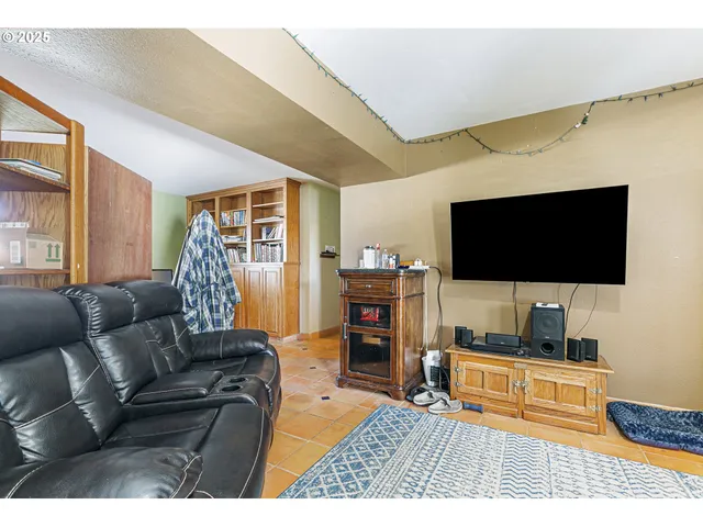 $449,900 | 2188 Southwest Binford Lake Parkway, Gresham, OR 97080