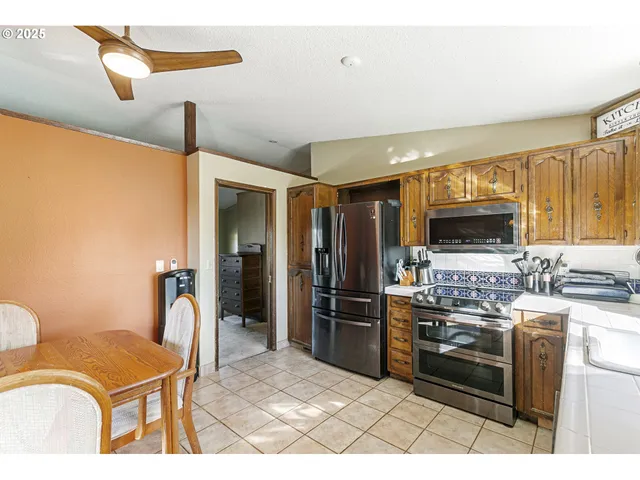 $449,900 | 2188 Southwest Binford Lake Parkway, Gresham, OR 97080