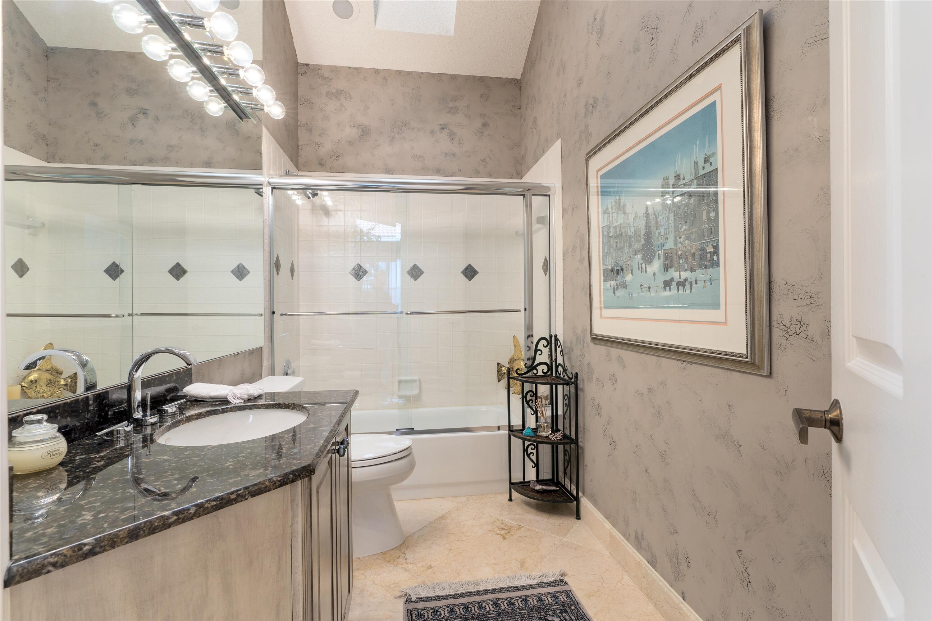 17129 Ryton Lane Boca Raton, FL 33496 - Photo 20 of 24 3rd Bathroom