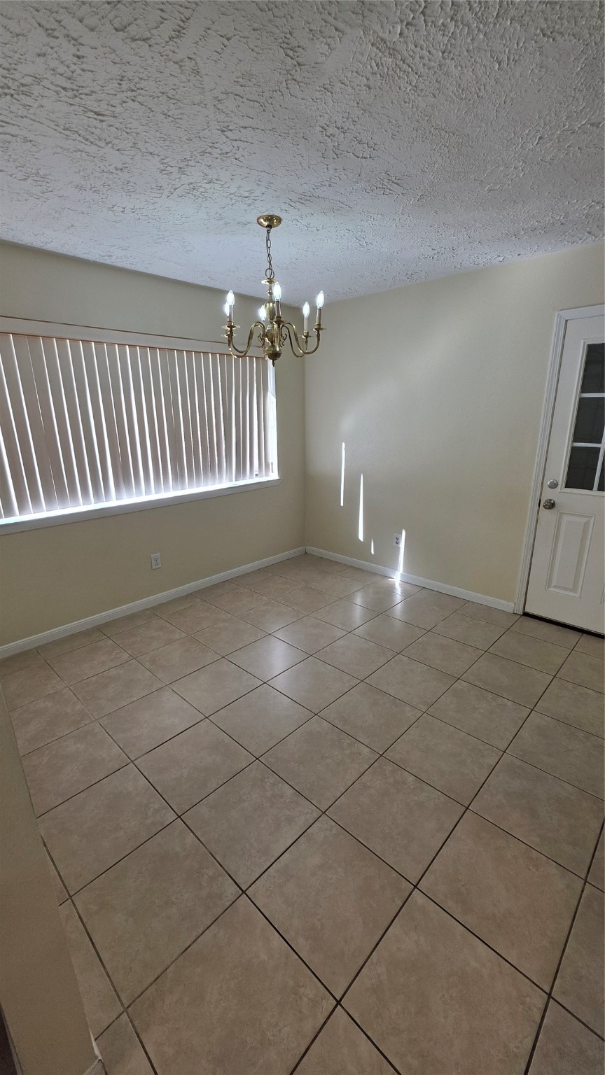 3607 Timber Rock Court Houston, TX 77082 - Photo 8 of 23