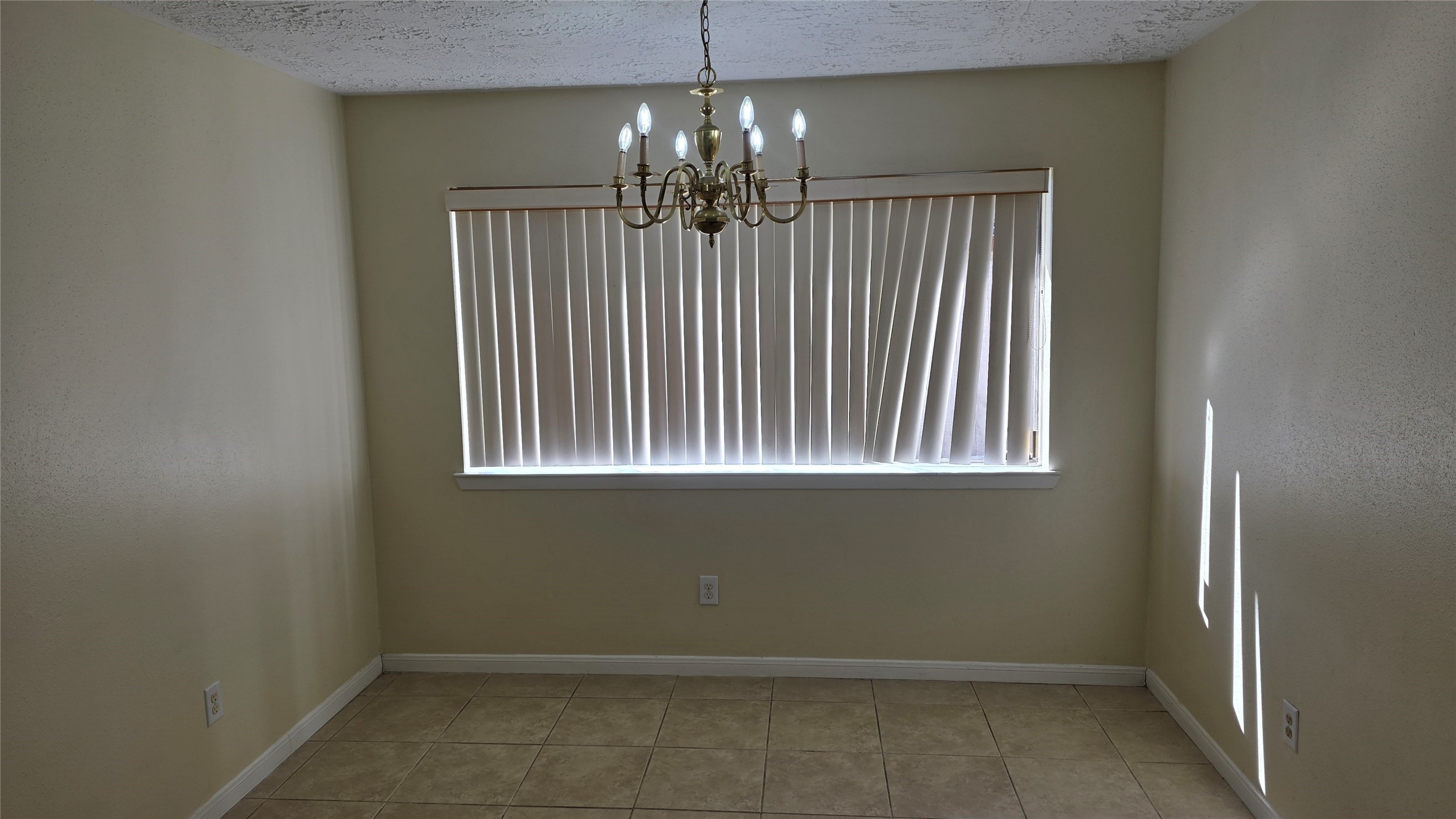 3607 Timber Rock Court Houston, TX 77082 - Photo 9 of 23