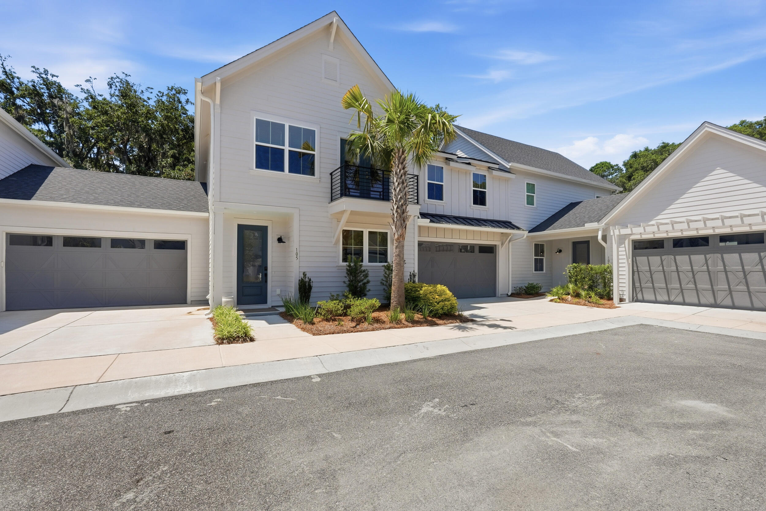 105 Risewell Court Johns Island, SC 29455 - Photo 3 of 33 3_dsc05863