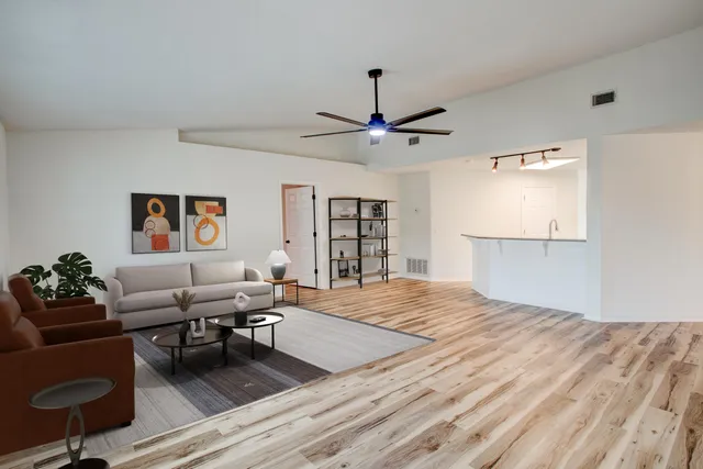 $420,000 | 2989 Via Conquistadores, Navarre, FL 32566