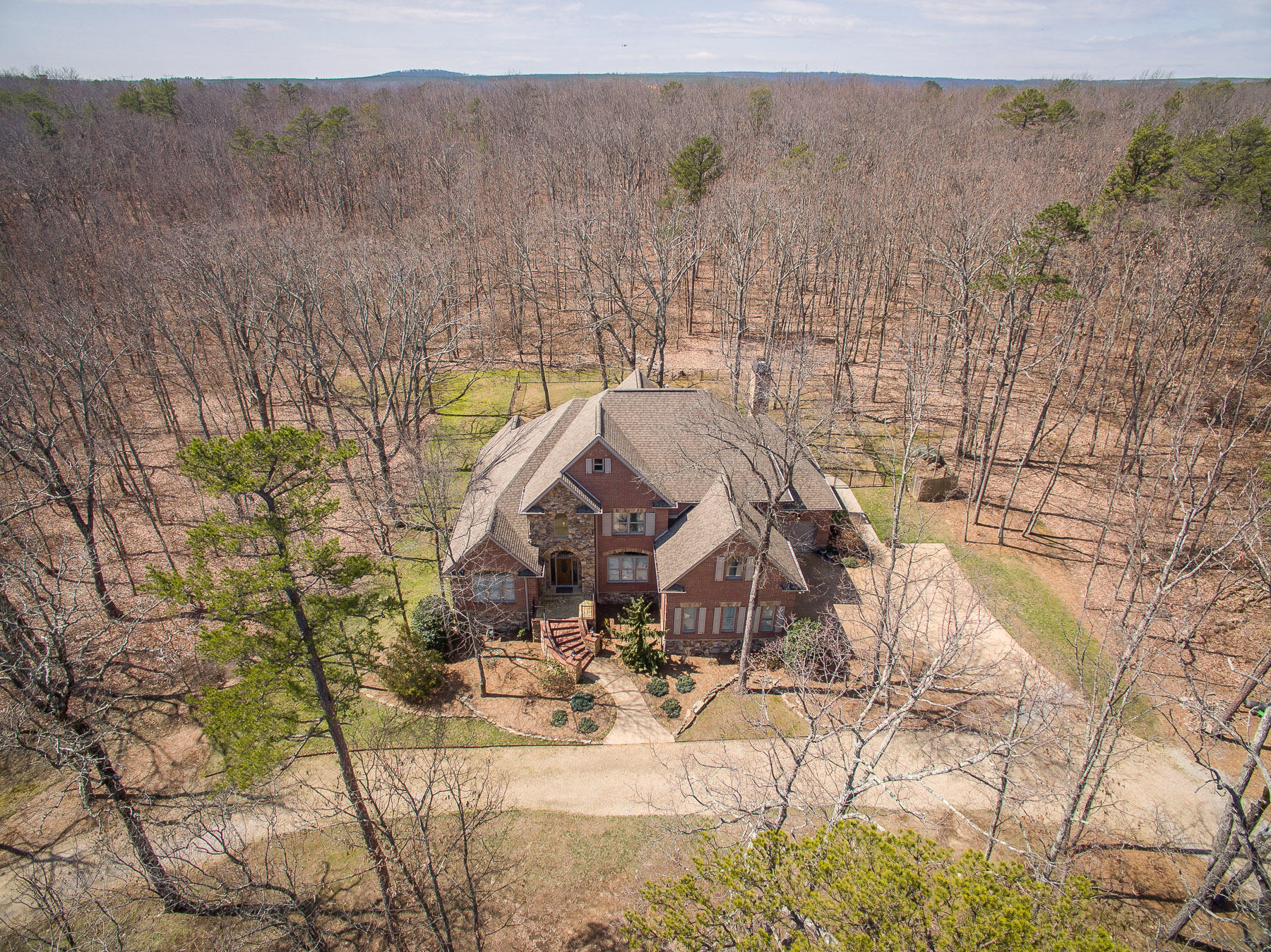 70 Horseshoe Road Signal Mountain, TN 37377 - Photo 2 of 52 Aerial View