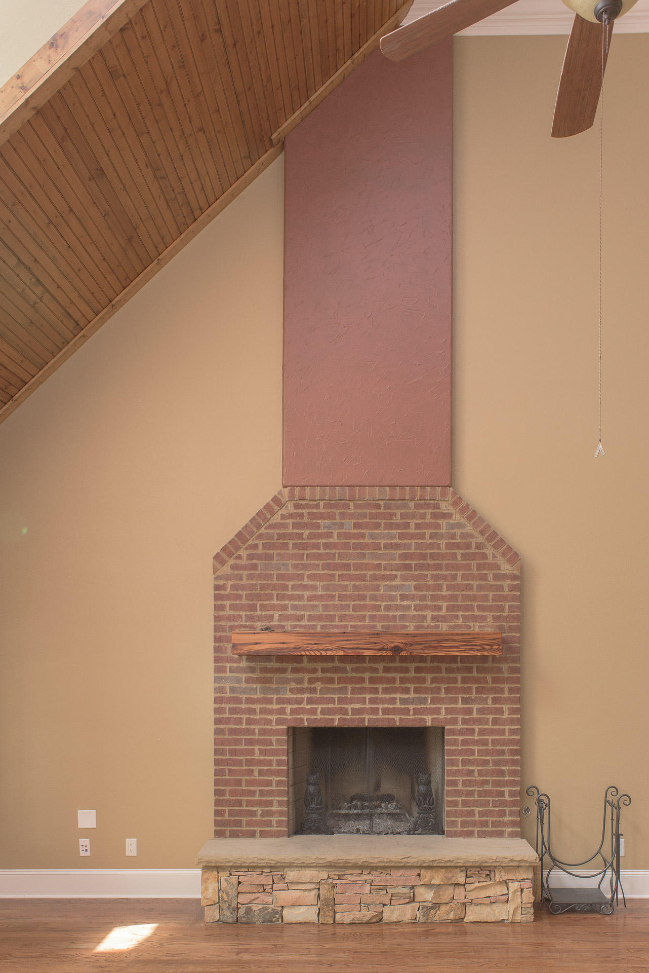 70 Horseshoe Road Signal Mountain, TN 37377 - Photo 13 of 52 Family Room