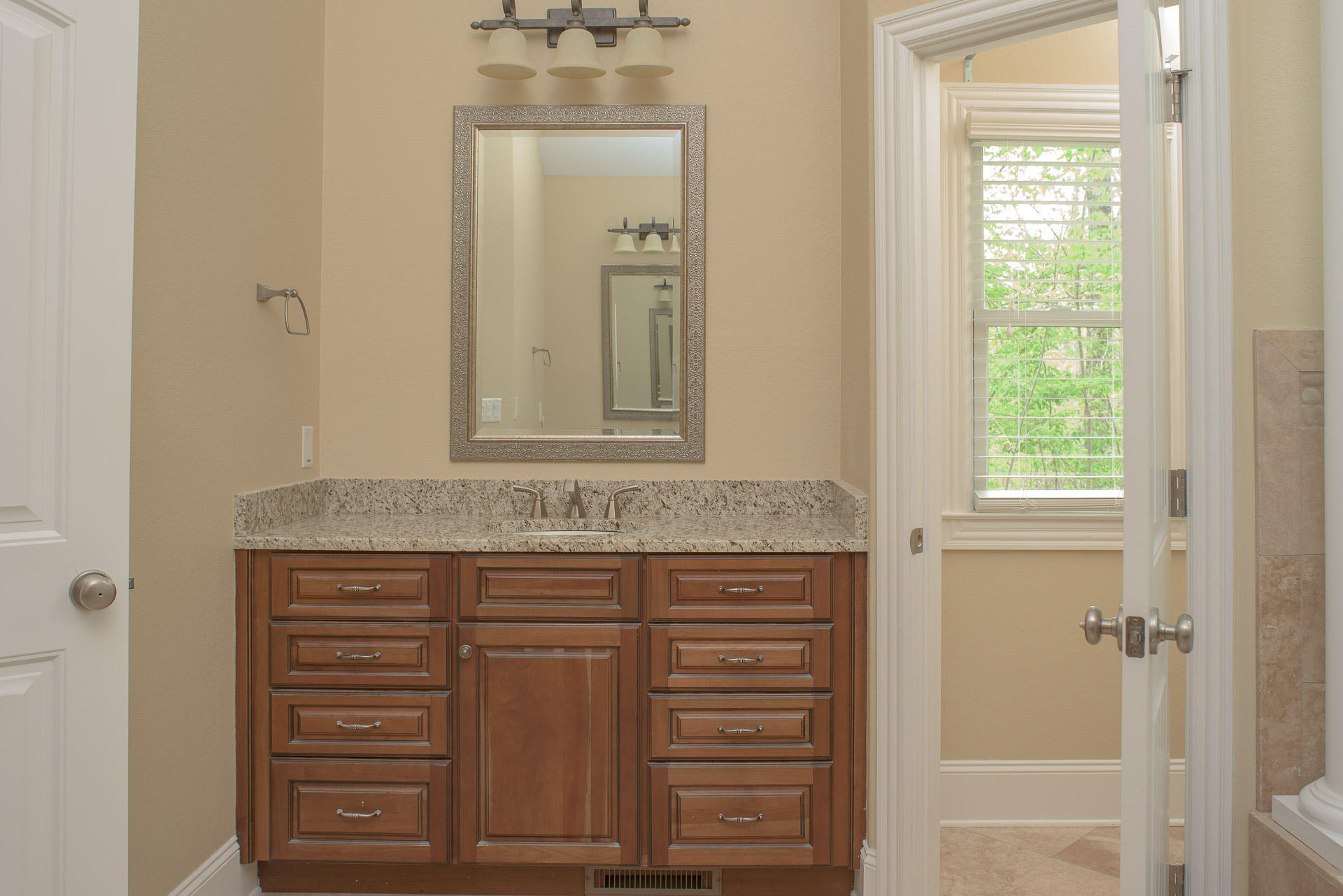 70 Horseshoe Road Signal Mountain, TN 37377 - Photo 25 of 52 Master Bathroom