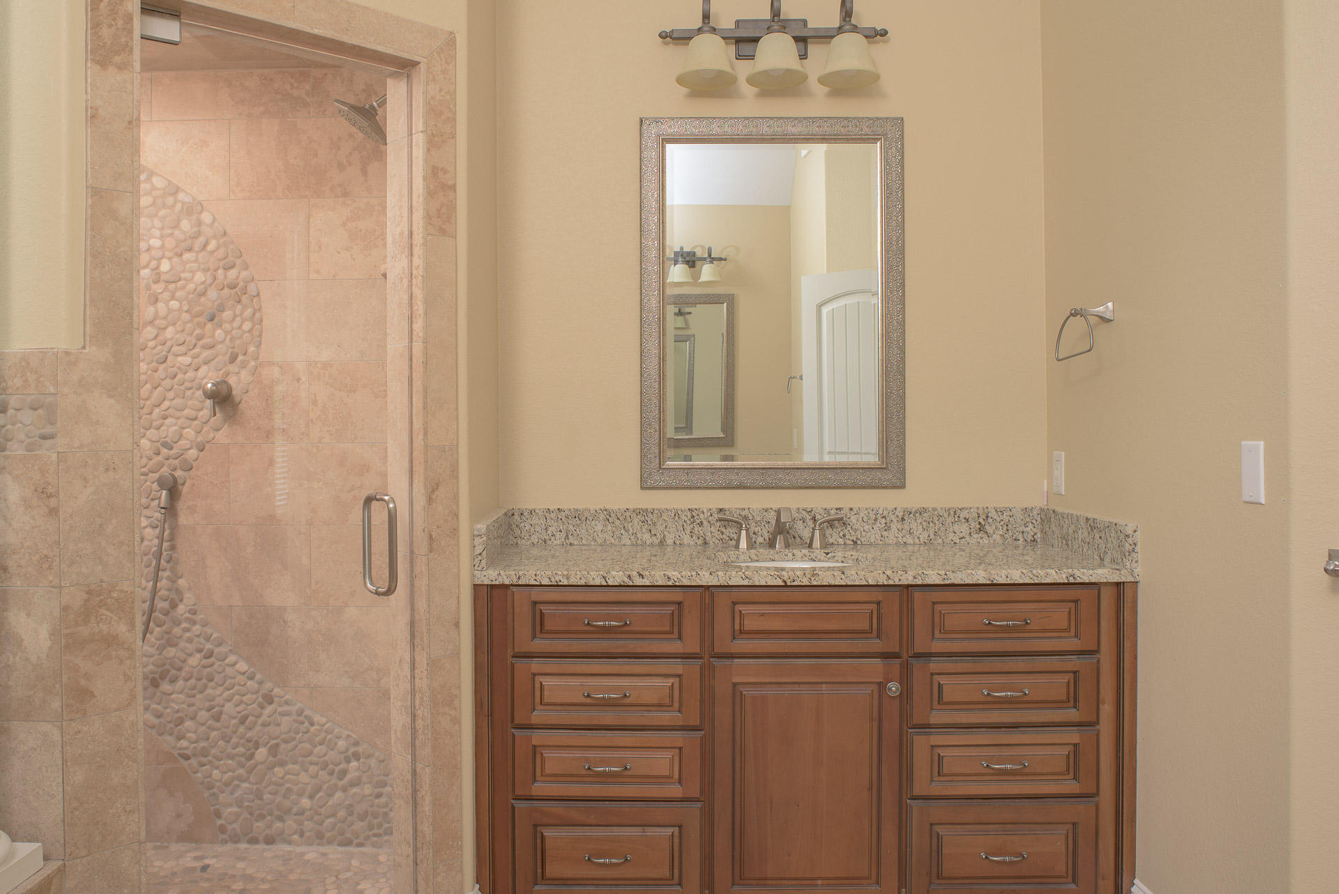 70 Horseshoe Road Signal Mountain, TN 37377 - Photo 26 of 52 Master Bathroom