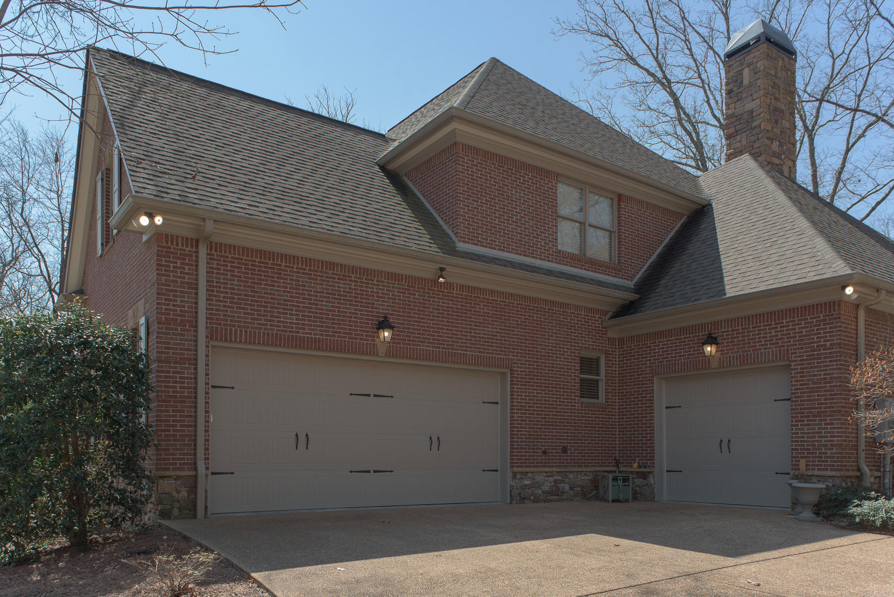 70 Horseshoe Road Signal Mountain, TN 37377 - Photo 44 of 52 Garage