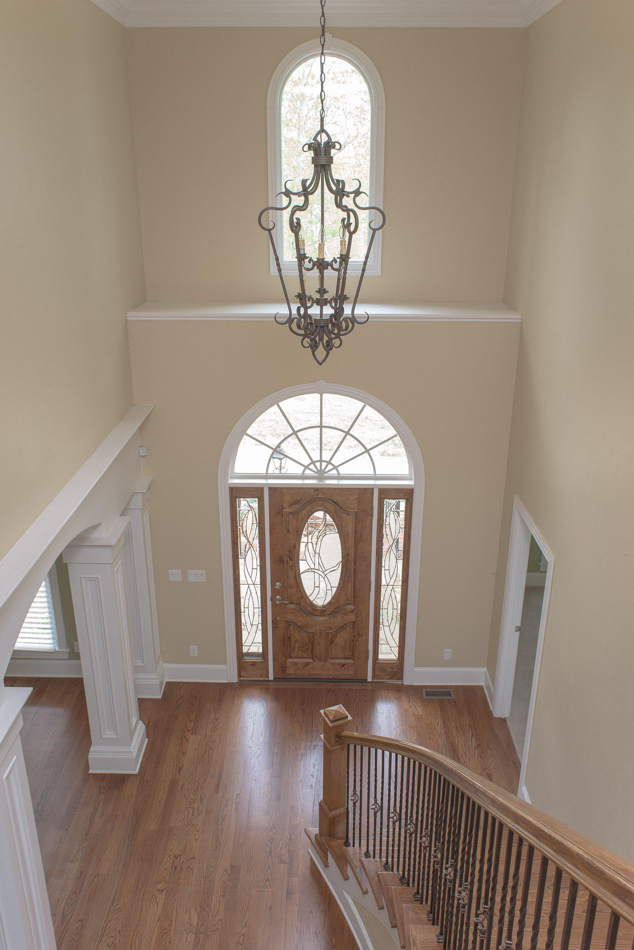 70 Horseshoe Road Signal Mountain, TN 37377 - Photo 7 of 52 Entryway