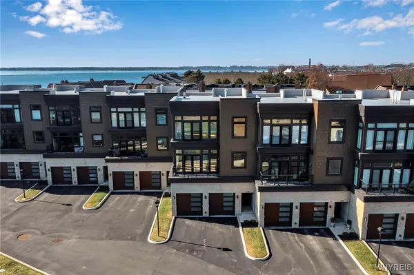 $7,200 | 272 Lakefront Boulevard, Buffalo, NY 14202
