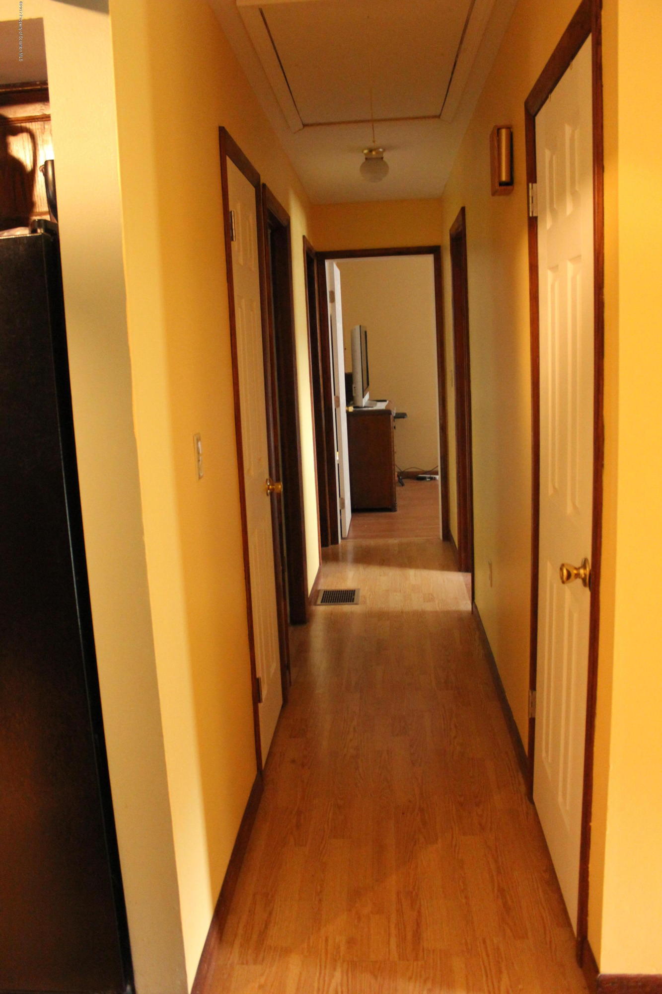 233 Rinaldi Drive Taylor, PA 18517 - Photo 20 of 34 Gallery Image 20