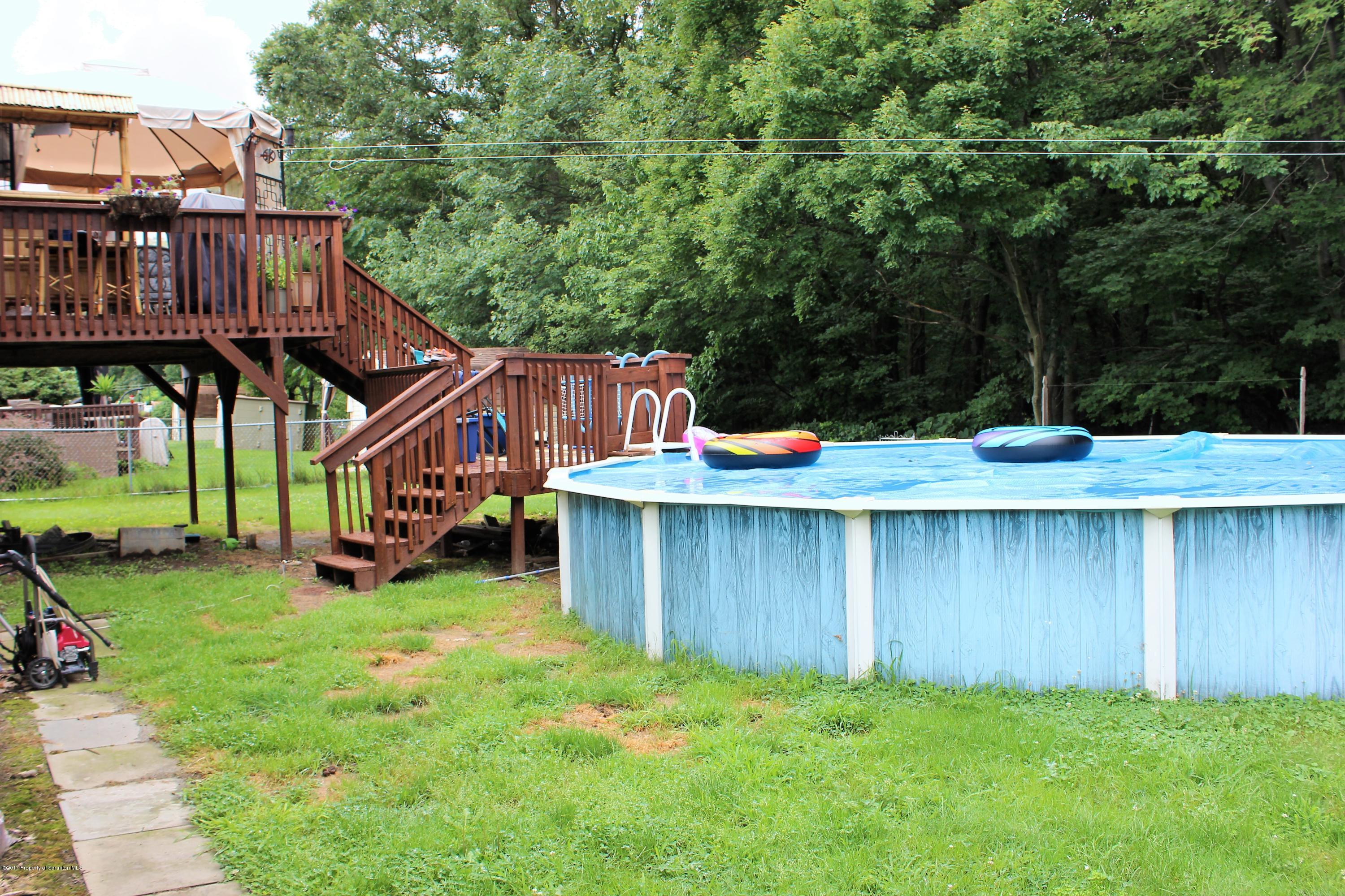 233 Rinaldi Drive Taylor, PA 18517 - Photo 7 of 34 Gallery Image 7
