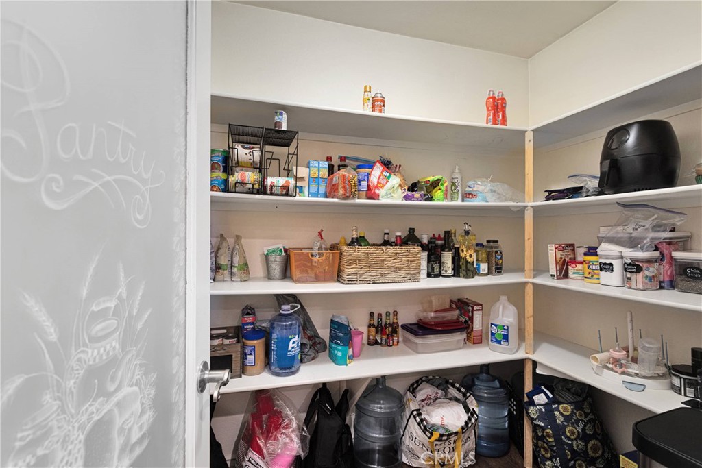 9525 Cambria Road Phelan, CA 92371 - Photo 13 of 59