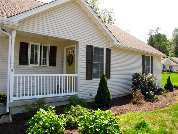 204 Russell Road, Unit B Westfield, MA 01085 - Photo 1 of 15 Gallery Image 1