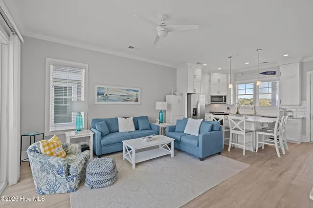 $709,000 | 205 Islander Drive, Unit B2, Emerald Isle, NC 28594