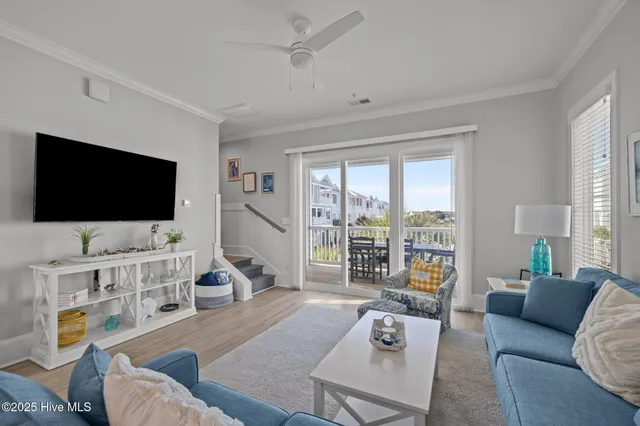 $709,000 | 205 Islander Drive, Unit B2, Emerald Isle, NC 28594