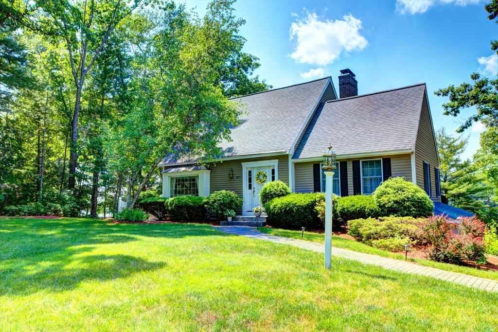 377 Acton Road Chelmsford, MA 01824 - Photo 1 of 42 Gallery Image 1