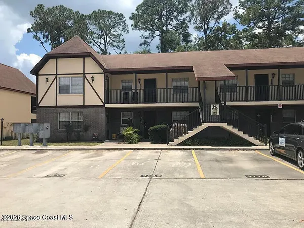 $99,900 | 3118 Sir Hamilton Circle, Unit 4, Titusville, FL 32780