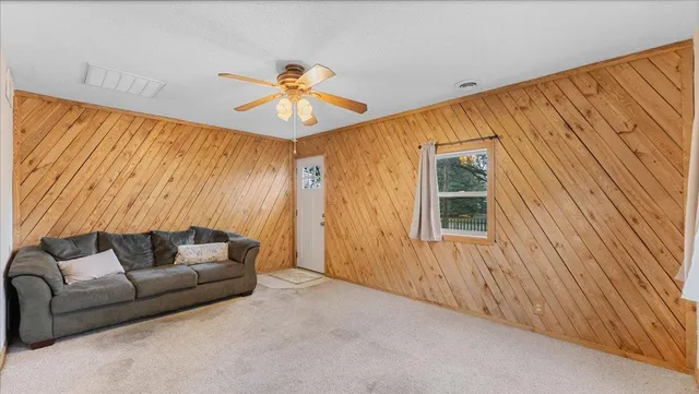 $164,500 | 411 27th Avenue North, St. Cloud, MN 56303